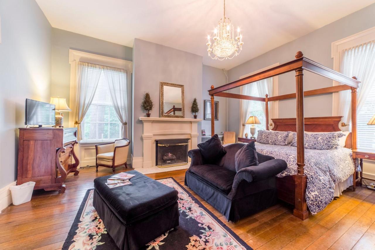 باردستاون Bourbon Manor Bed & Breakfast Inn المظهر الخارجي الصورة