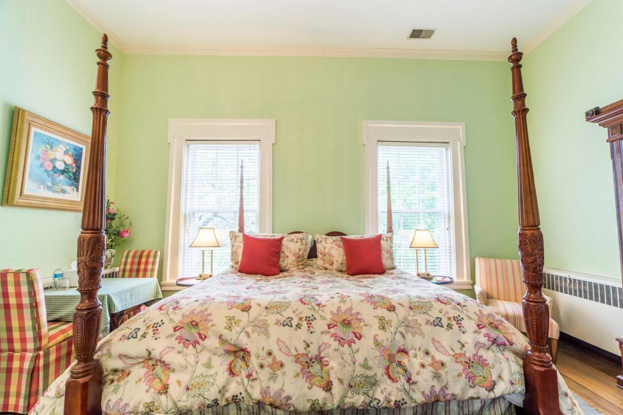باردستاون Bourbon Manor Bed & Breakfast Inn المظهر الخارجي الصورة
